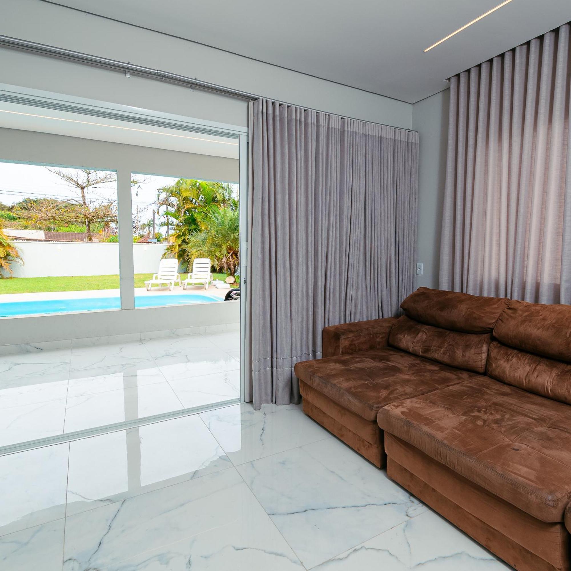 Holiday home M&m House - Casa Com Piscina E Ar Condicionado Em Matinhos